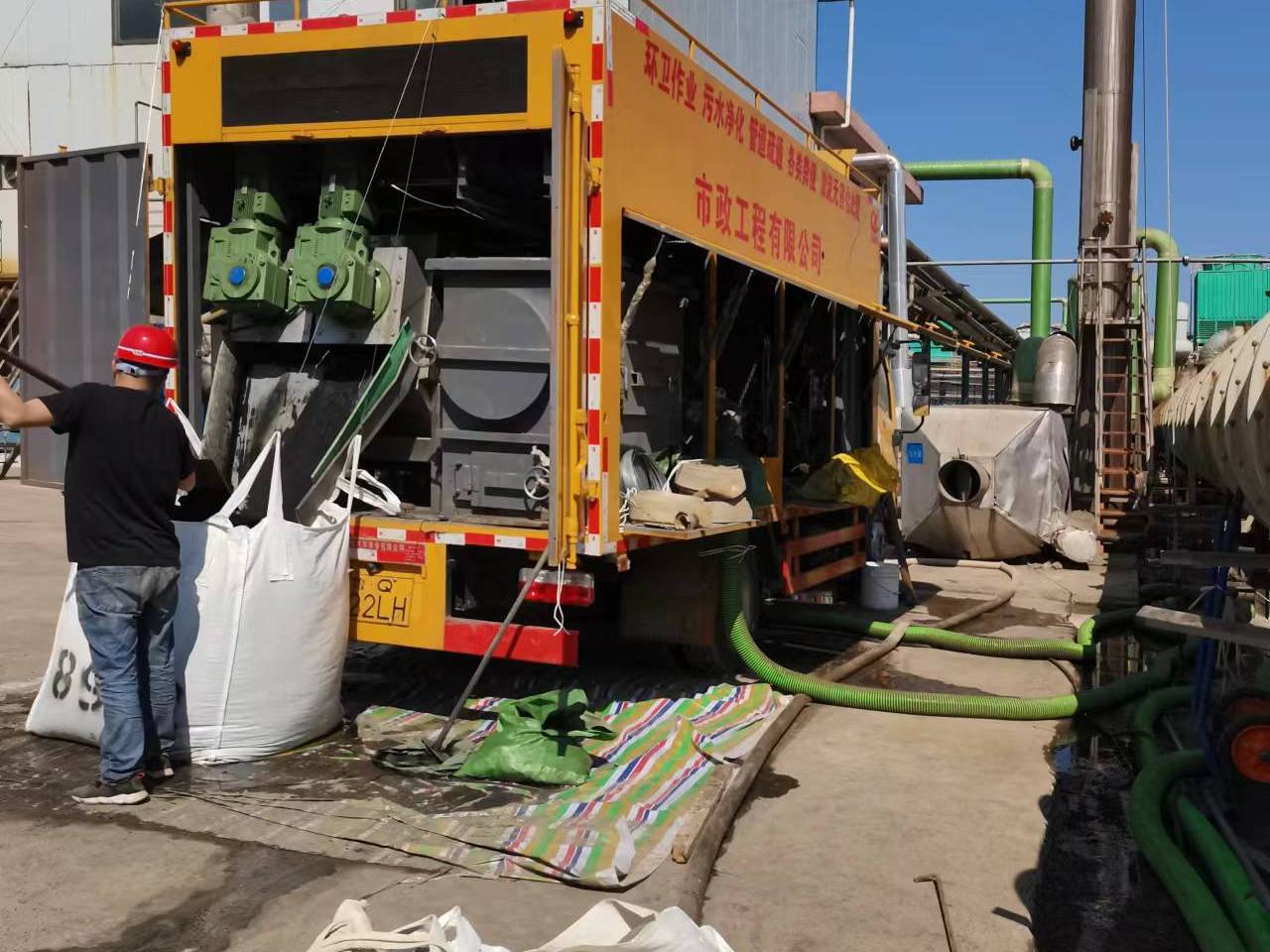 河西区街道淤泥压干处理